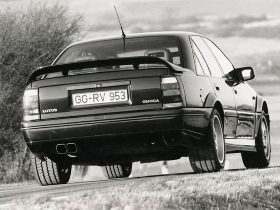  Opel-Lotus Omega 1990 года  (фото 16 из 23)